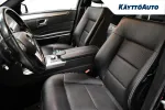 MERCEDES-BENZ E YVV-532 carousel thumbs