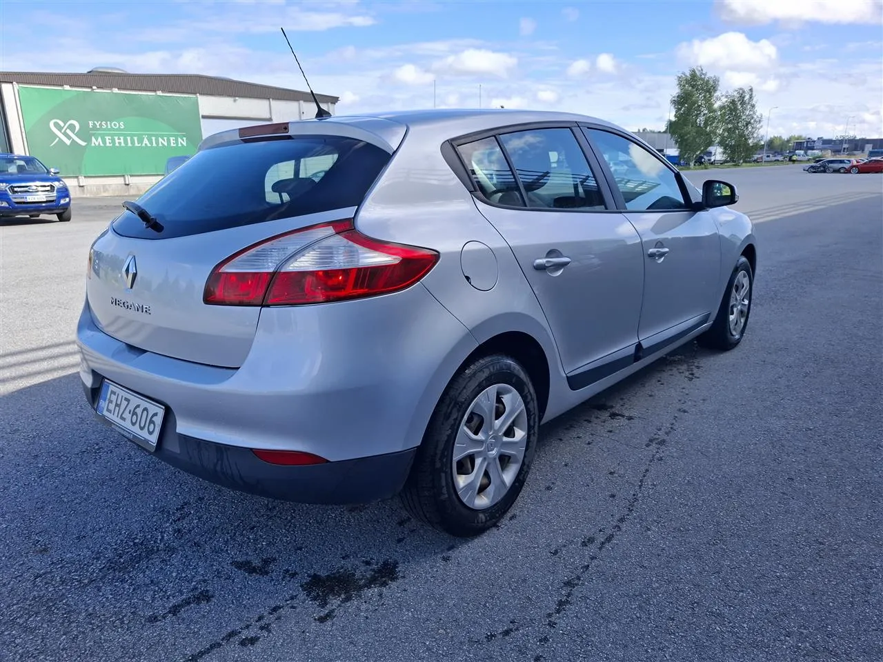 RENAULT Megane EHZ-606 carousel image
