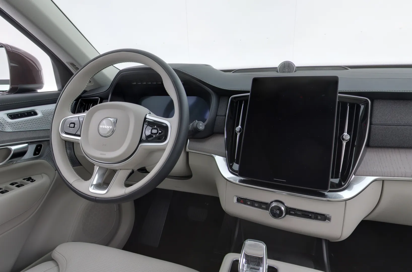 Volvo XC90 CSG-721 carousel image