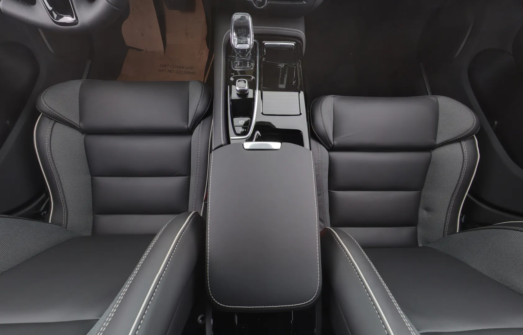 Volvo V60 GRC-492 carousel image
