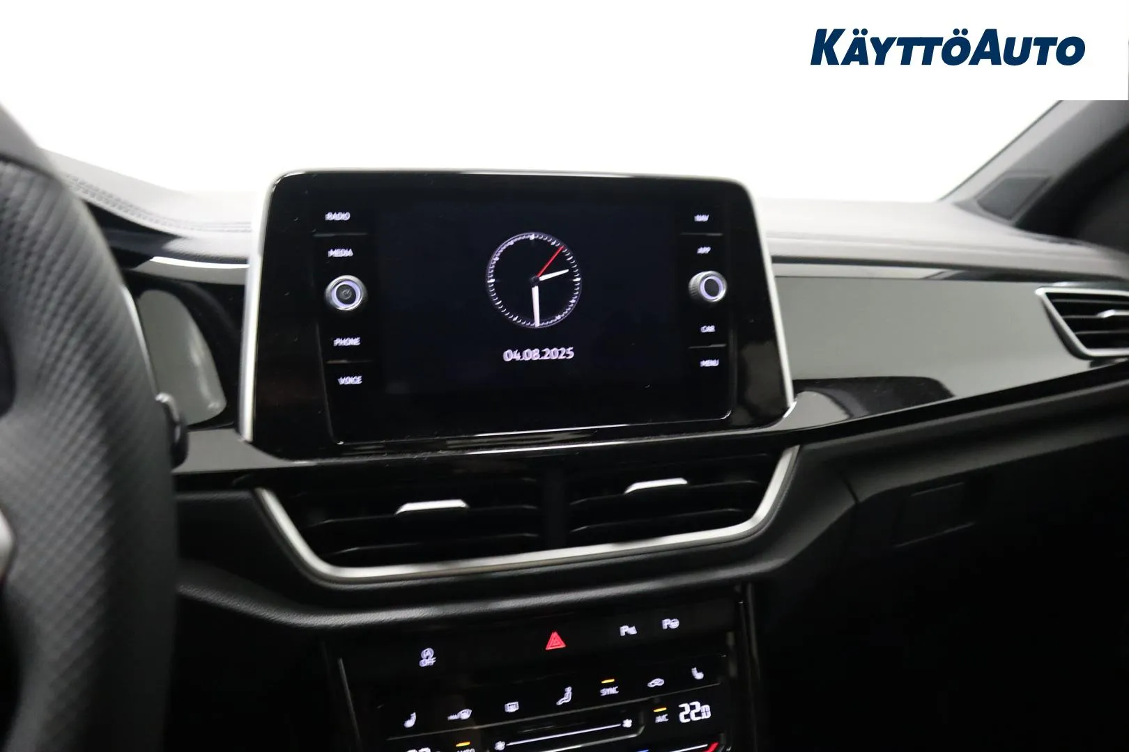 Volkswagen T-Roc XYR-354 carousel image