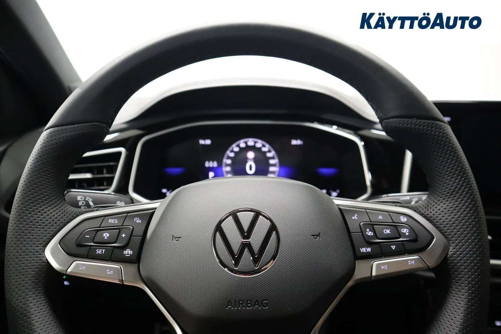 Volkswagen T-Roc XYR-354 carousel image