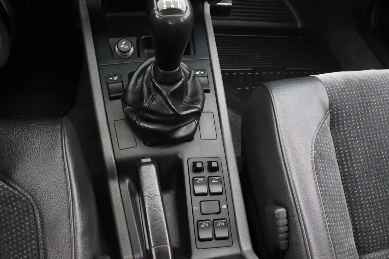 VOLVO 850 NBE-464 carousel image