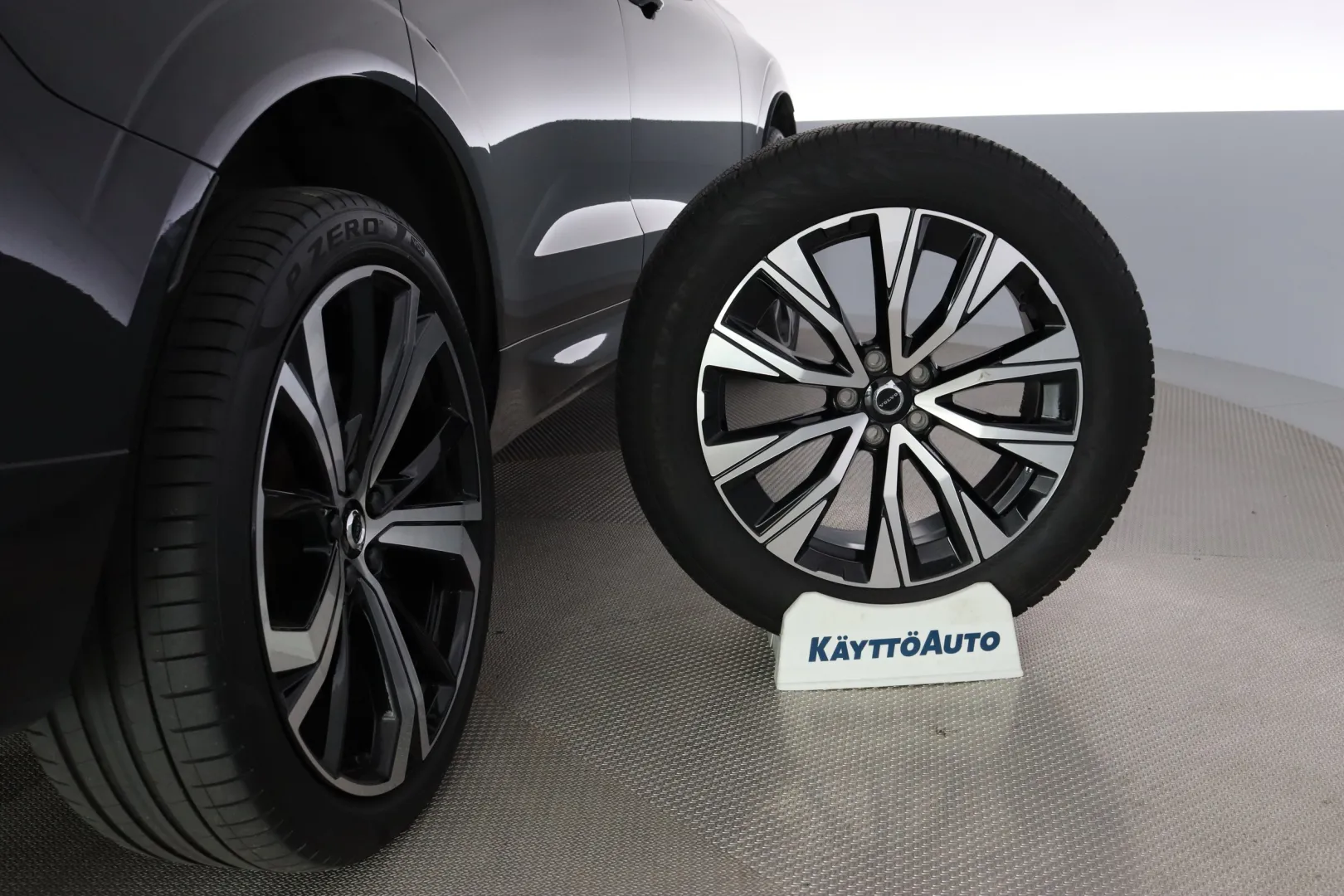 VOLVO XC60 EUS-310 carousel image