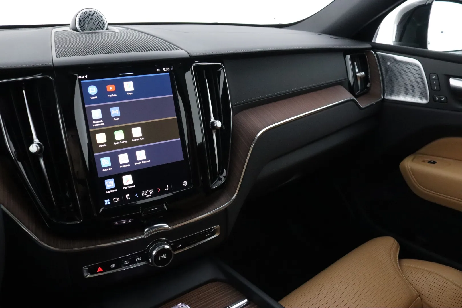 VOLVO XC60 EUS-310 carousel image
