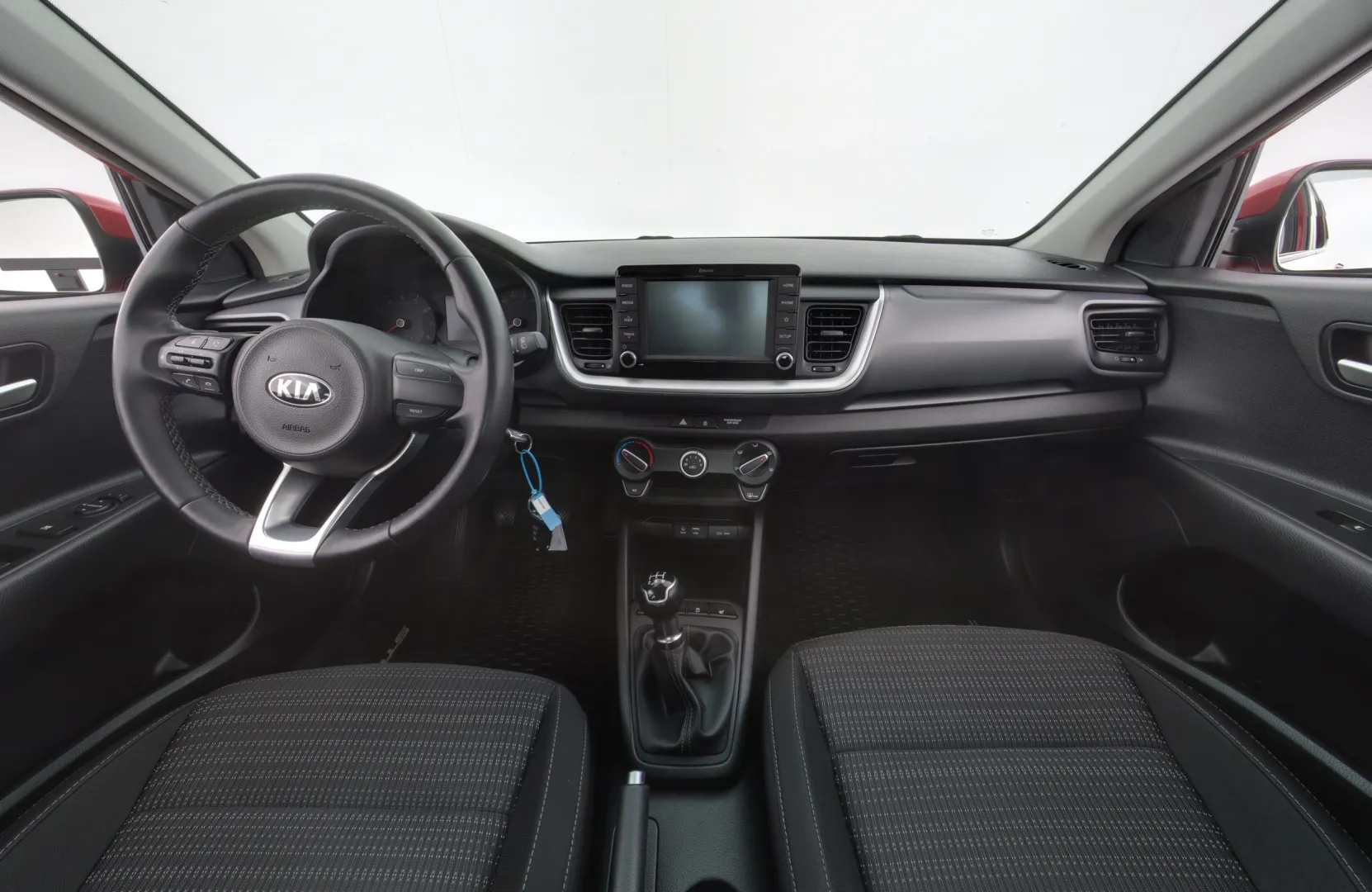 KIA Stonic EOV-359 carousel image