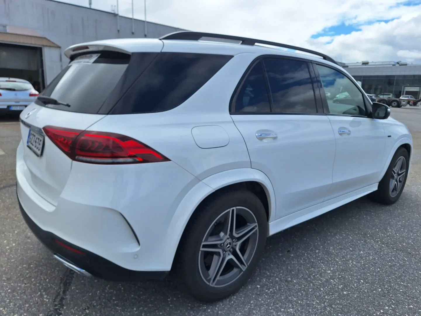 MERCEDES-BENZ GLE GZZ-635 carousel image