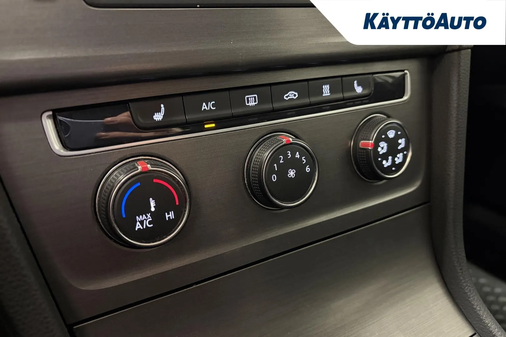 VOLKSWAGEN Golf LLS-516 carousel image