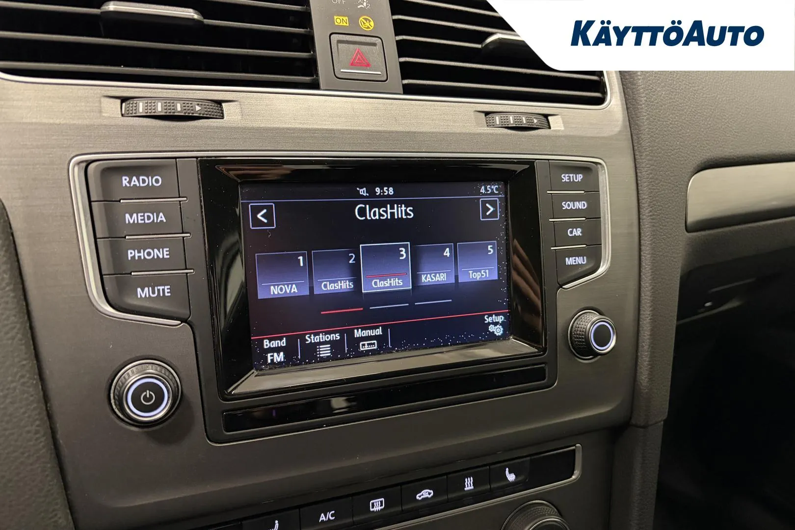 VOLKSWAGEN Golf LLS-516 carousel image