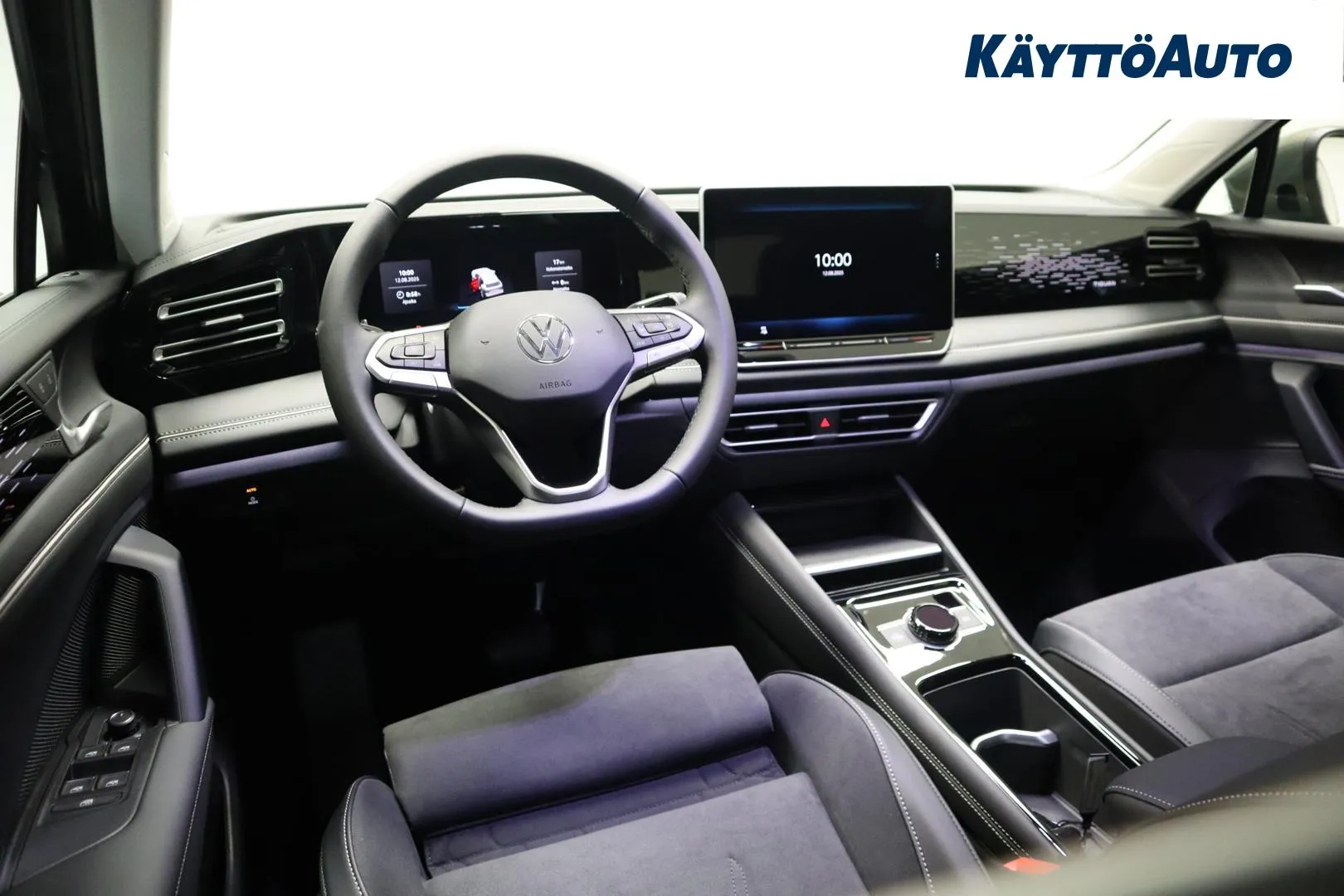 Volkswagen Tiguan ZPS-644 carousel image