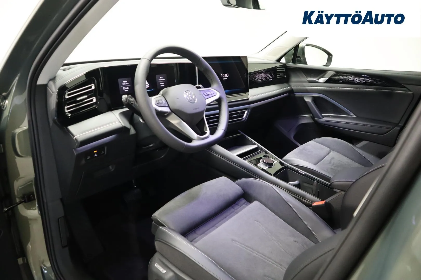Volkswagen Tiguan ZPS-644 carousel image