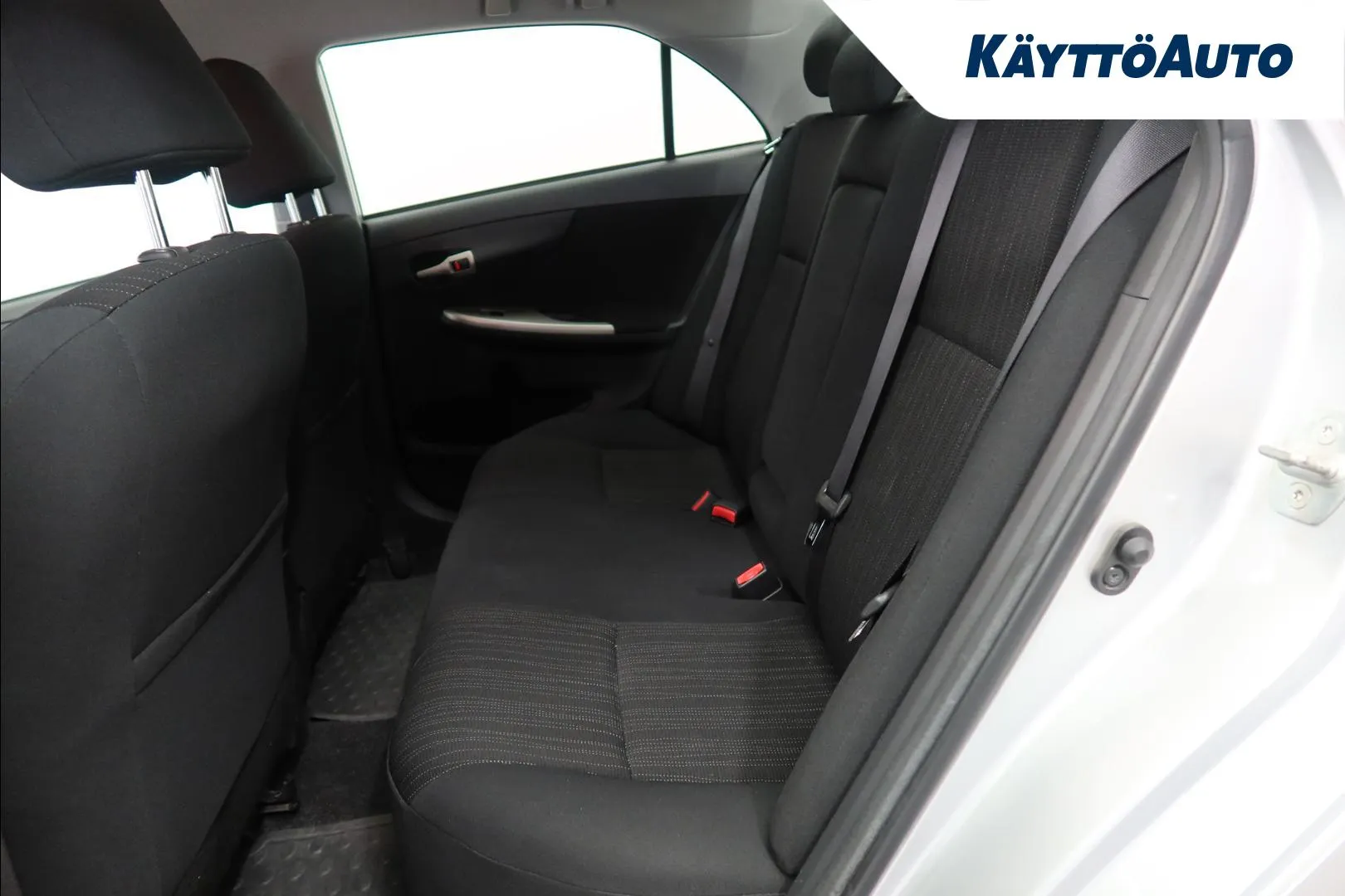 Toyota Corolla BKY-594 carousel image
