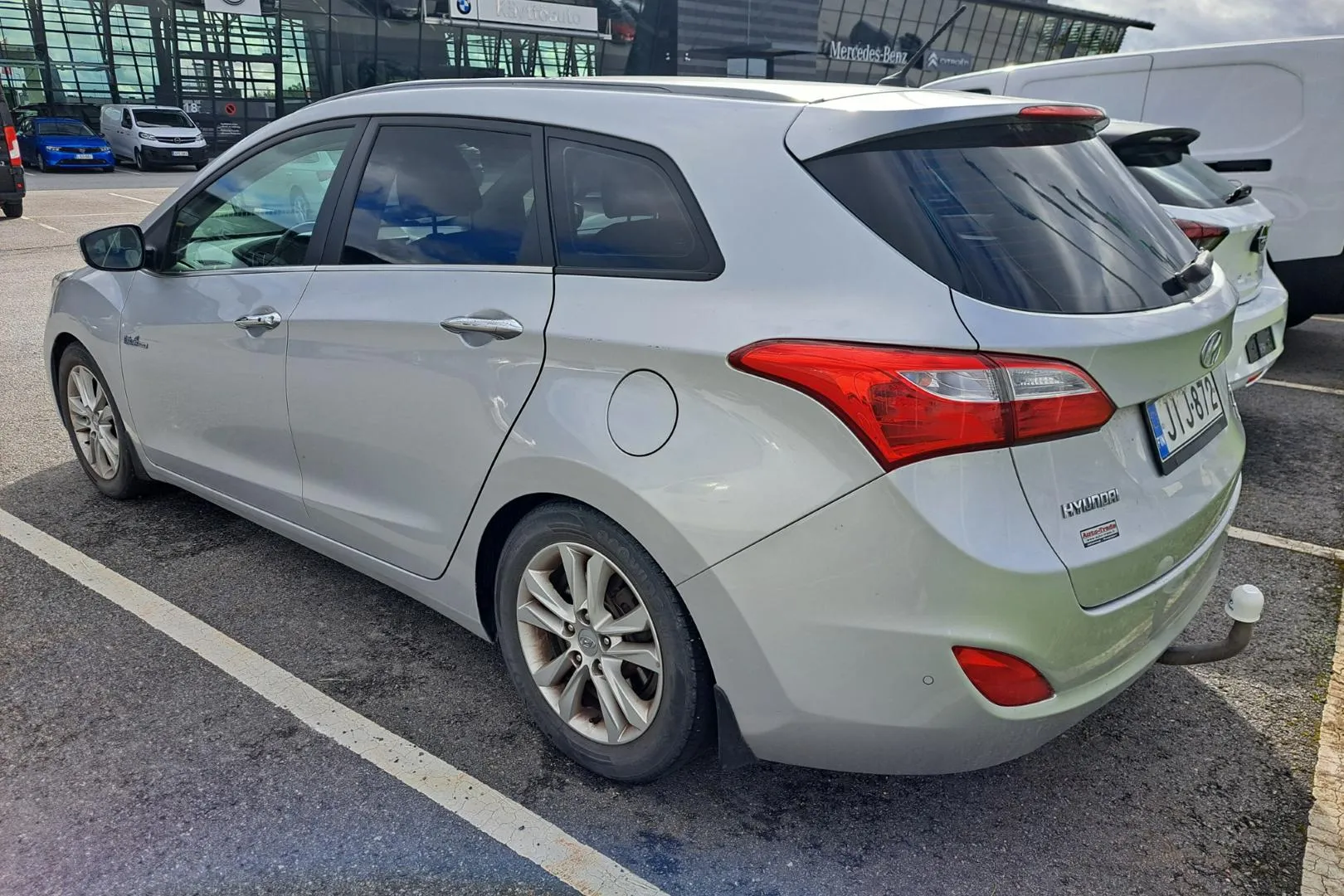 HYUNDAI i30 Wagon JIJ-872 carousel image