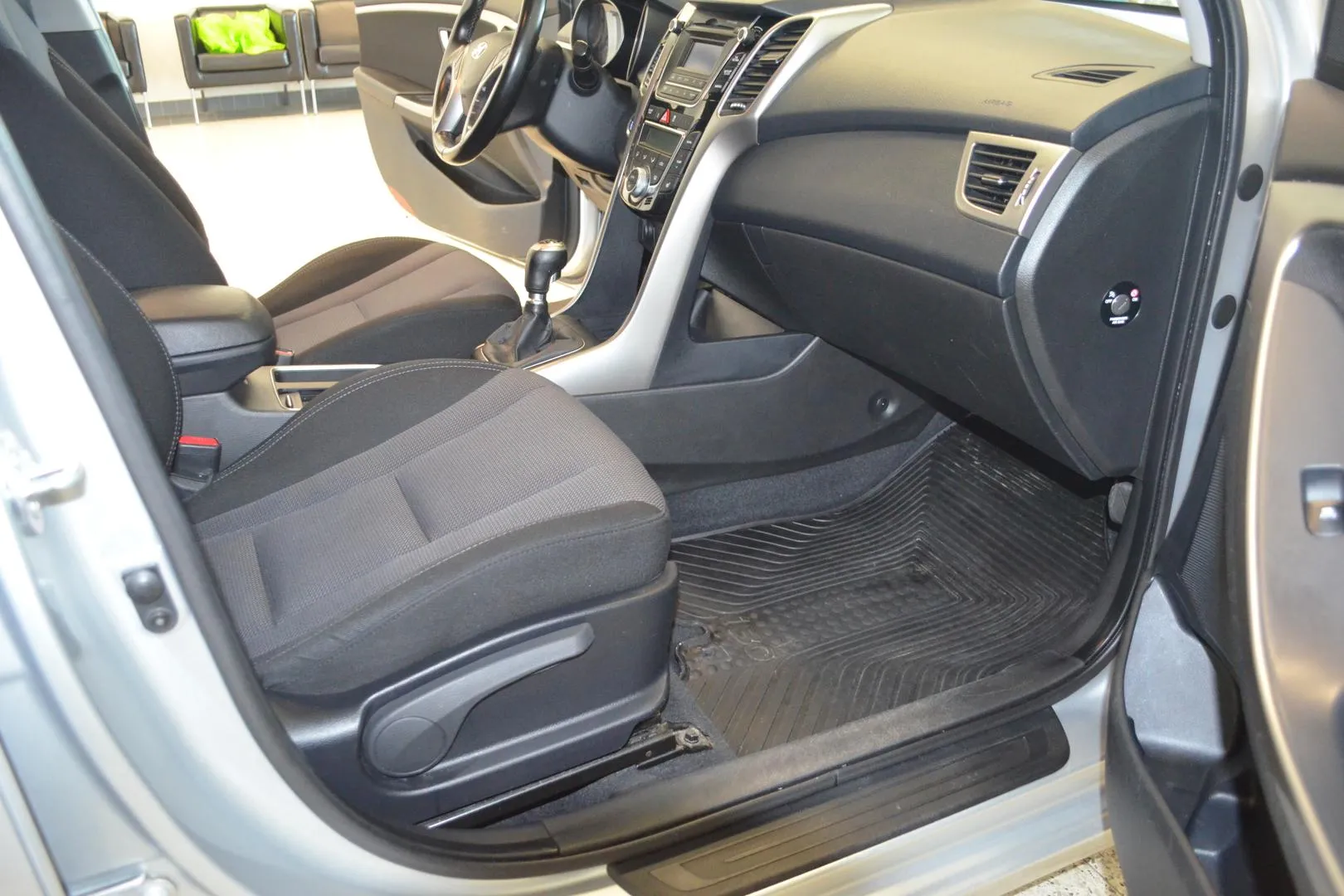 HYUNDAI i30 Wagon JIJ-872 carousel image