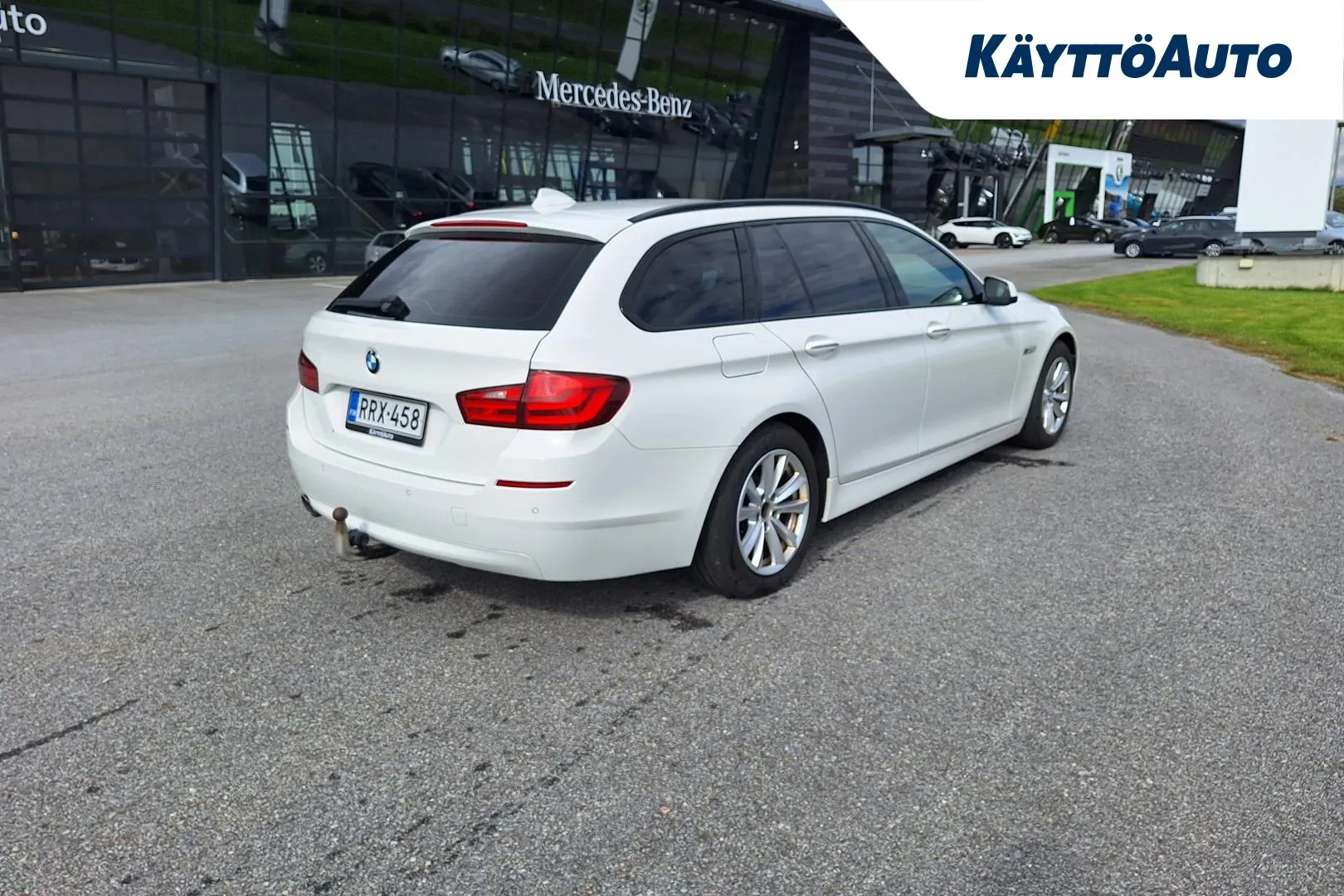 BMW 530 RRX-458 carousel image