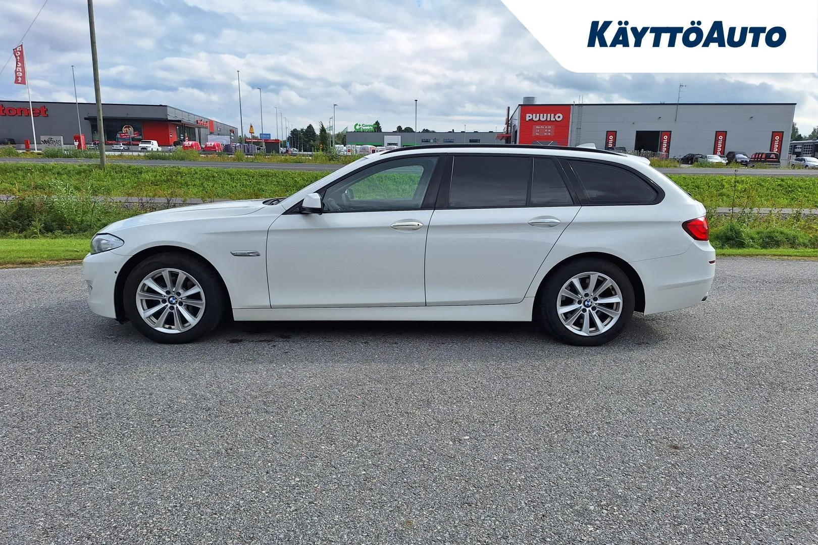 BMW 530 RRX-458 carousel image