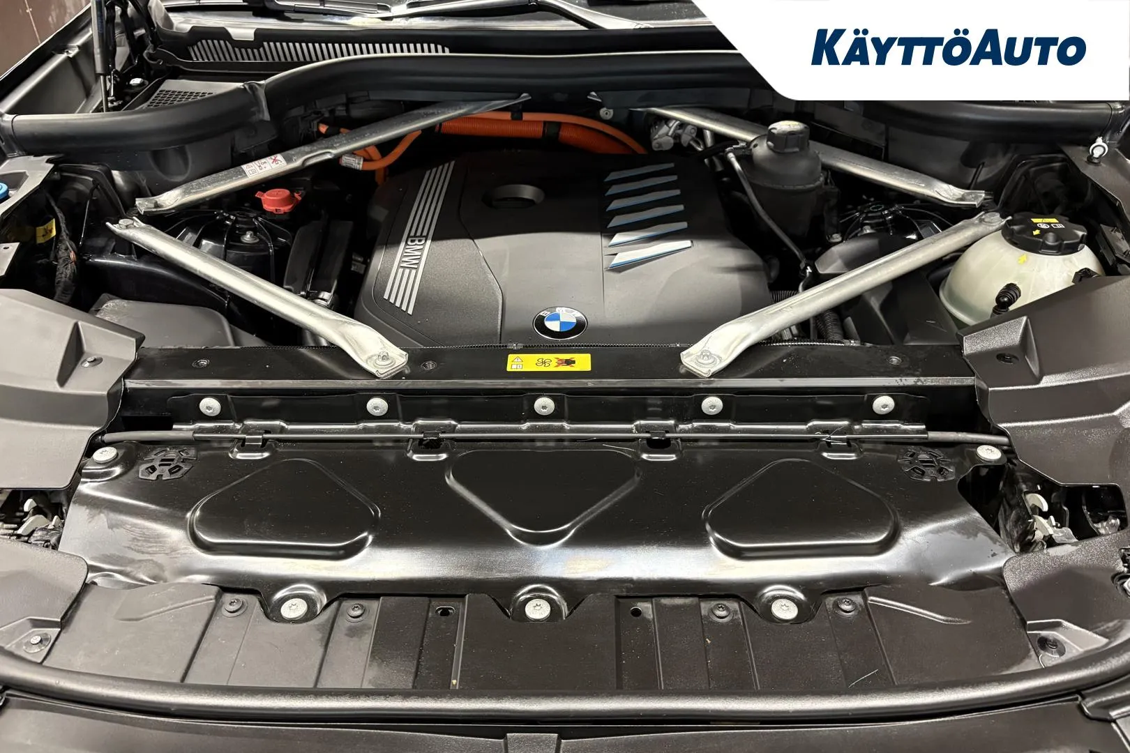 BMW X5 YKV-287 carousel image