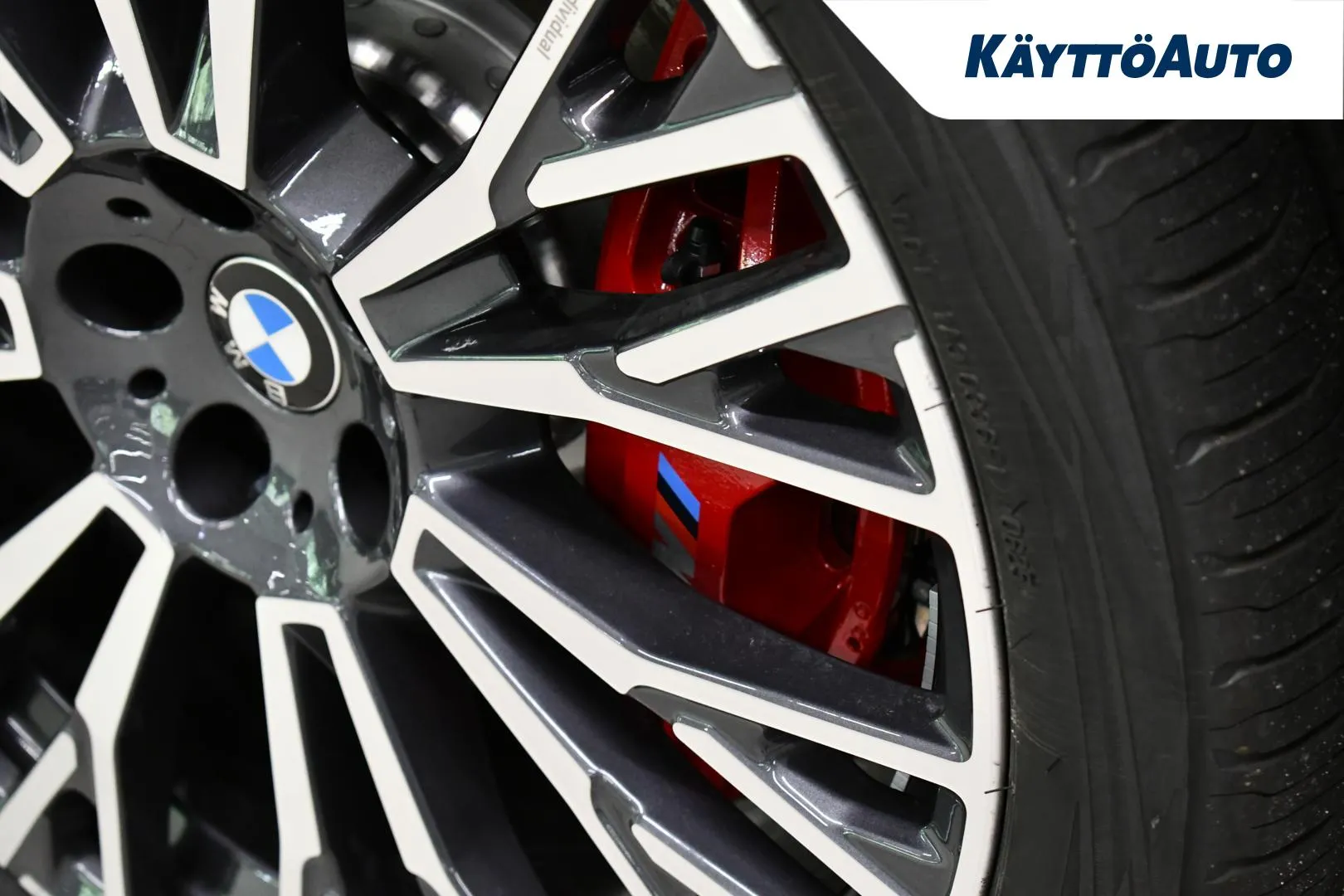BMW X5 YYG-583 carousel image