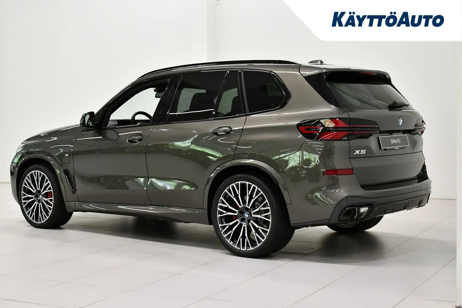 BMW X5 YYG-583 carousel image