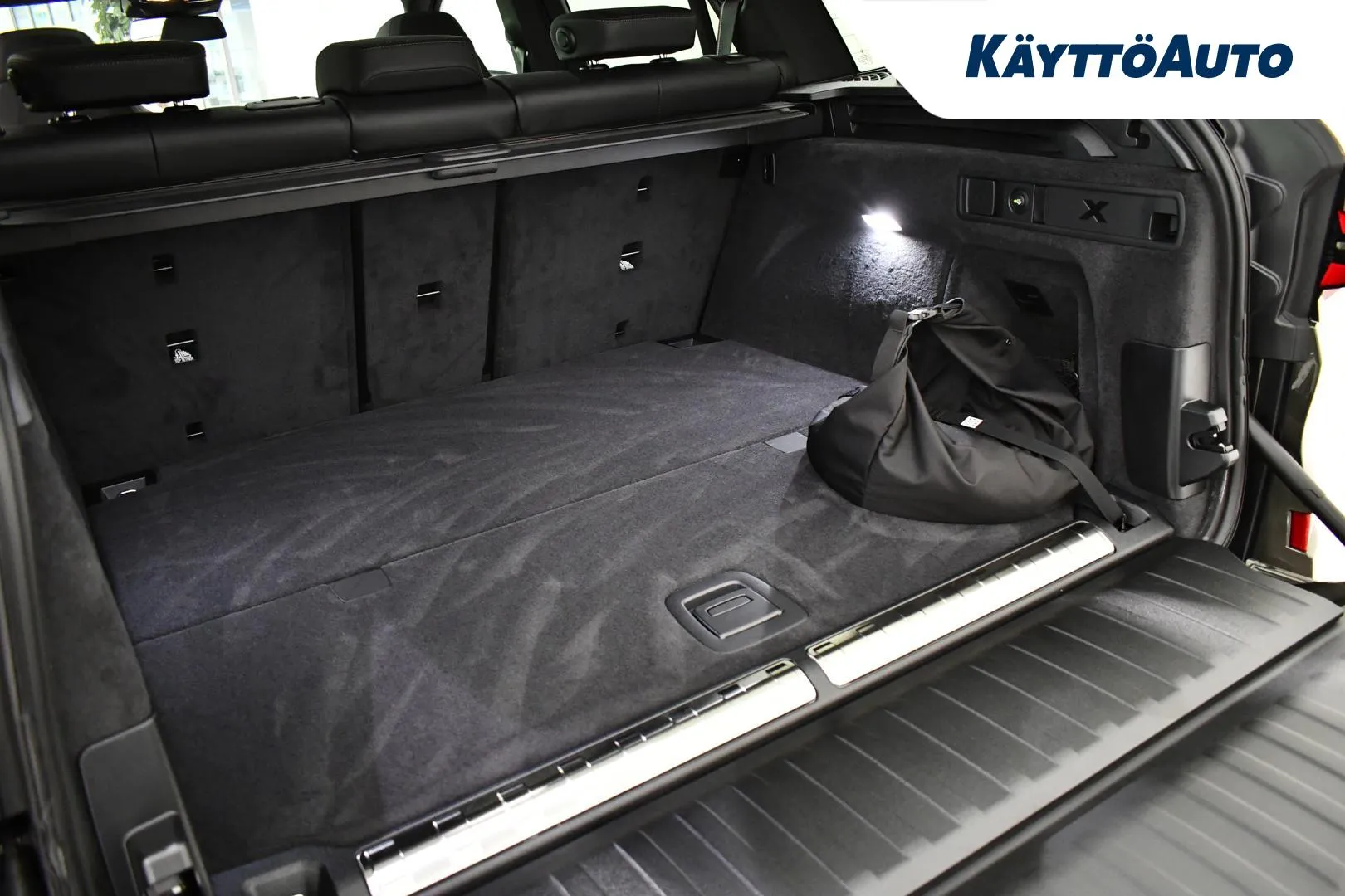 BMW X5 YYG-583 carousel image