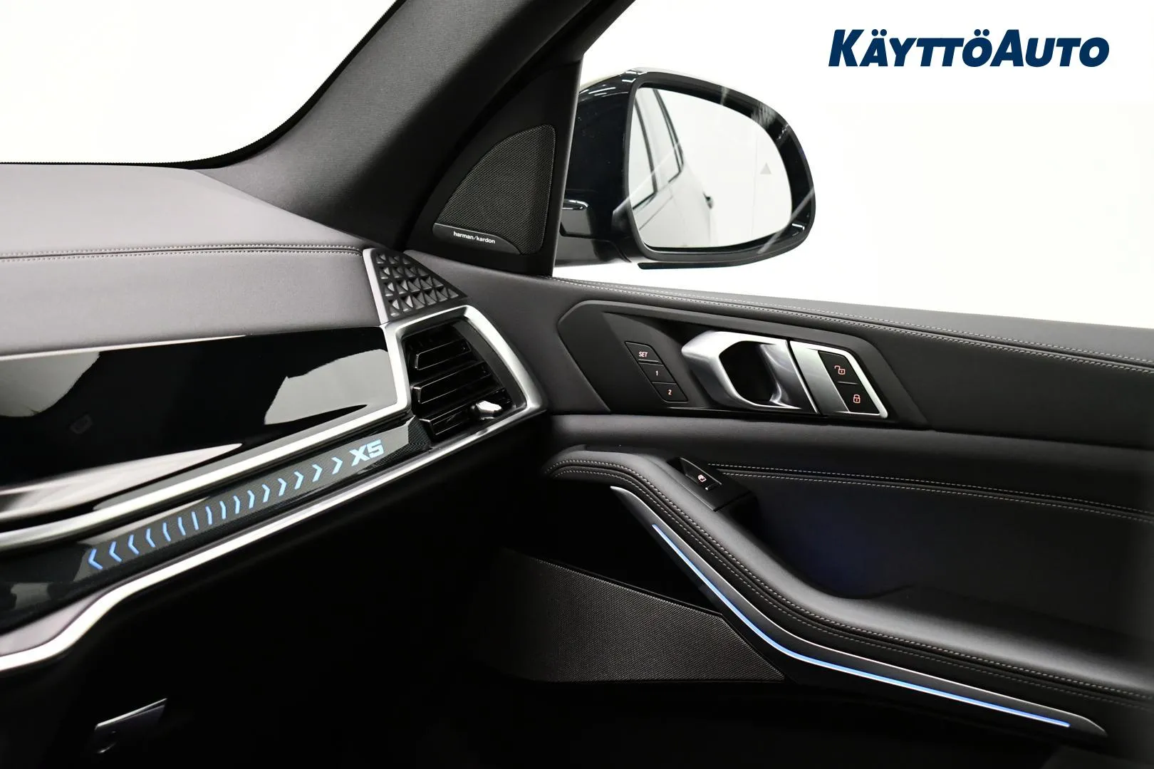 BMW X5 YYG-583 carousel image