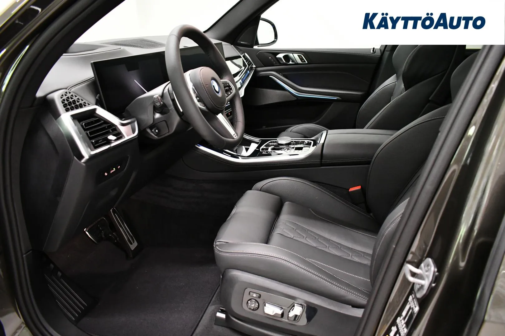 BMW X5 YYG-583 carousel image