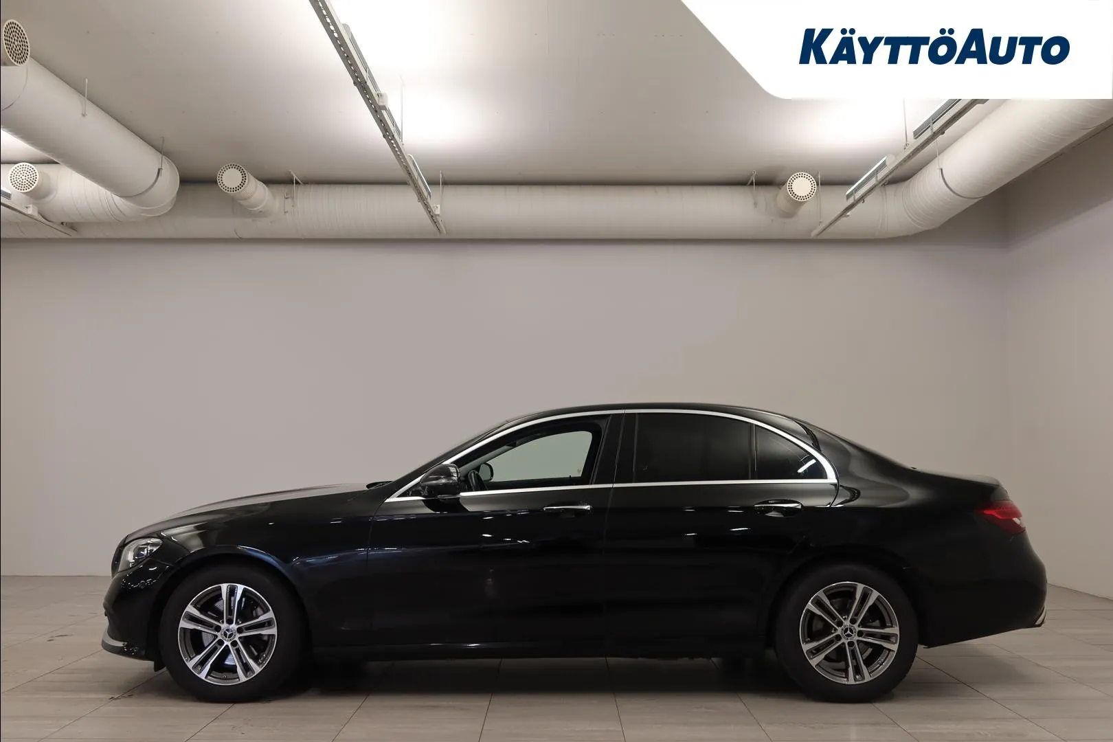 Mercedes-Benz E XPS-256 carousel image