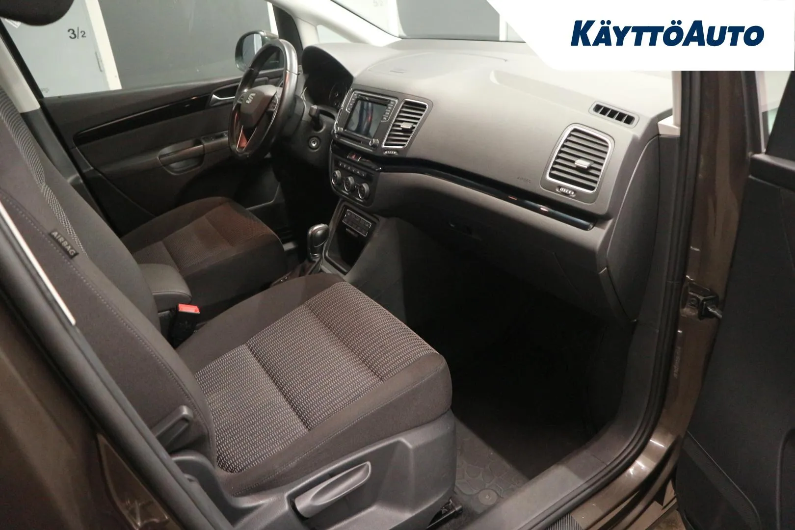 SEAT Alhambra NKB-640 carousel image