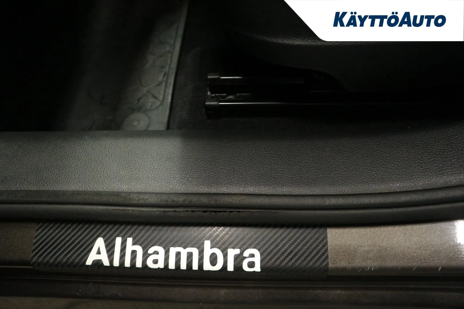 SEAT Alhambra NKB-640 carousel image