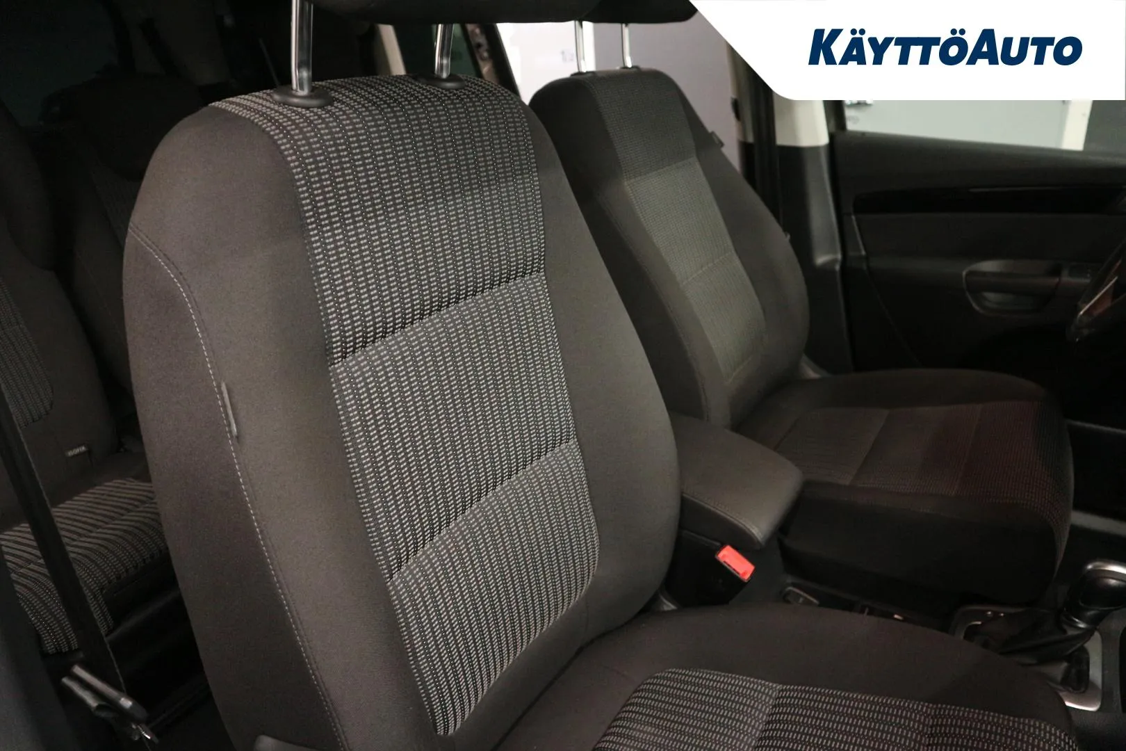 SEAT Alhambra NKB-640 carousel image