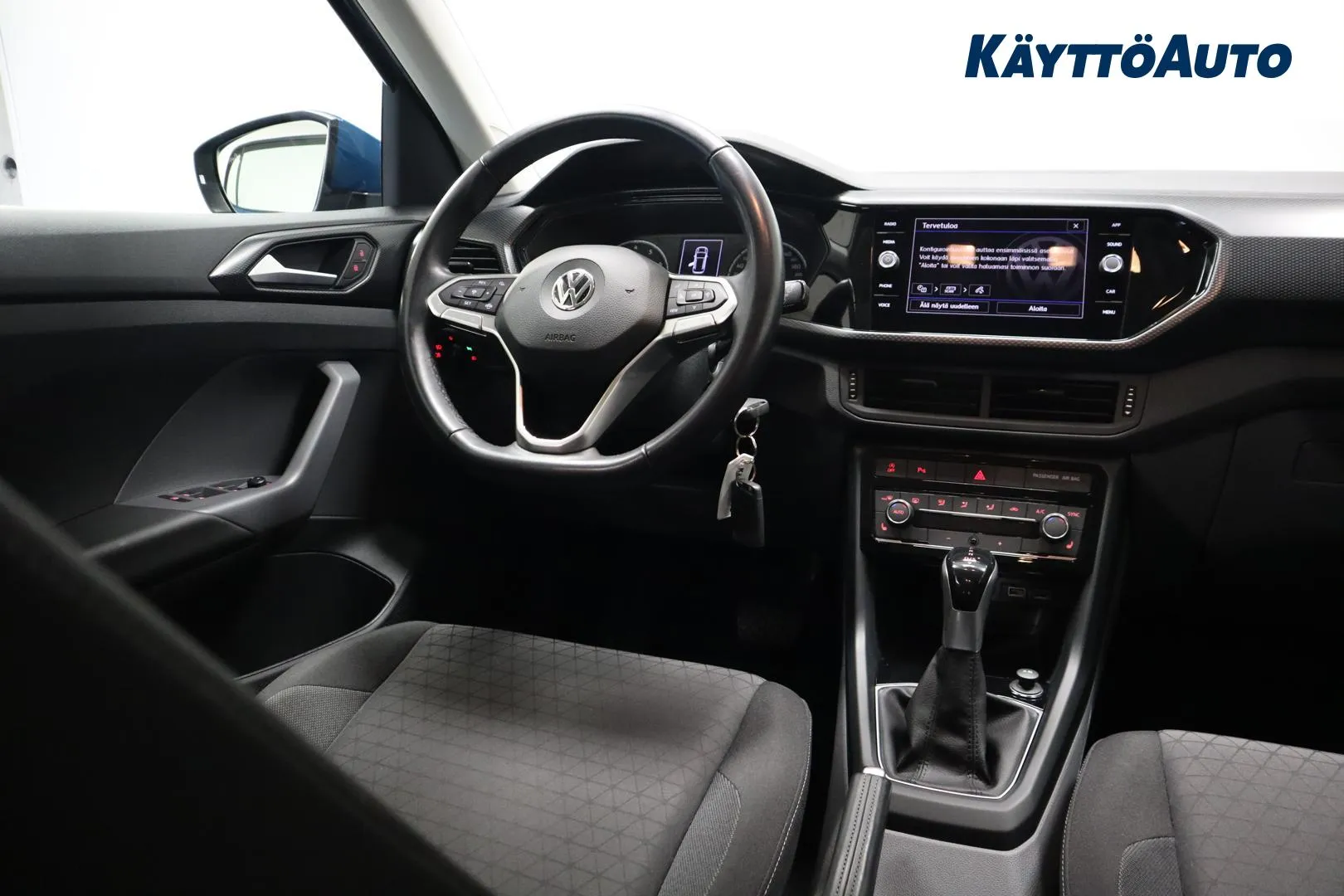 VOLKSWAGEN T-Cross COM-510 carousel image