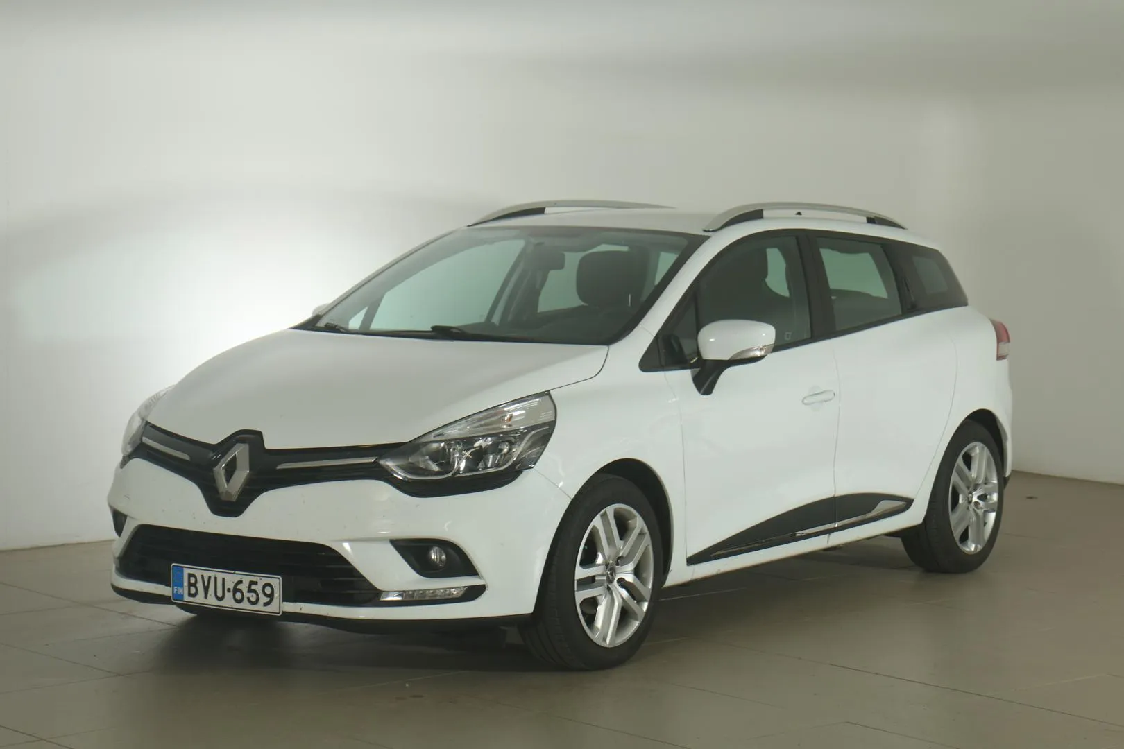 RENAULT Clio BVU-659 carousel image