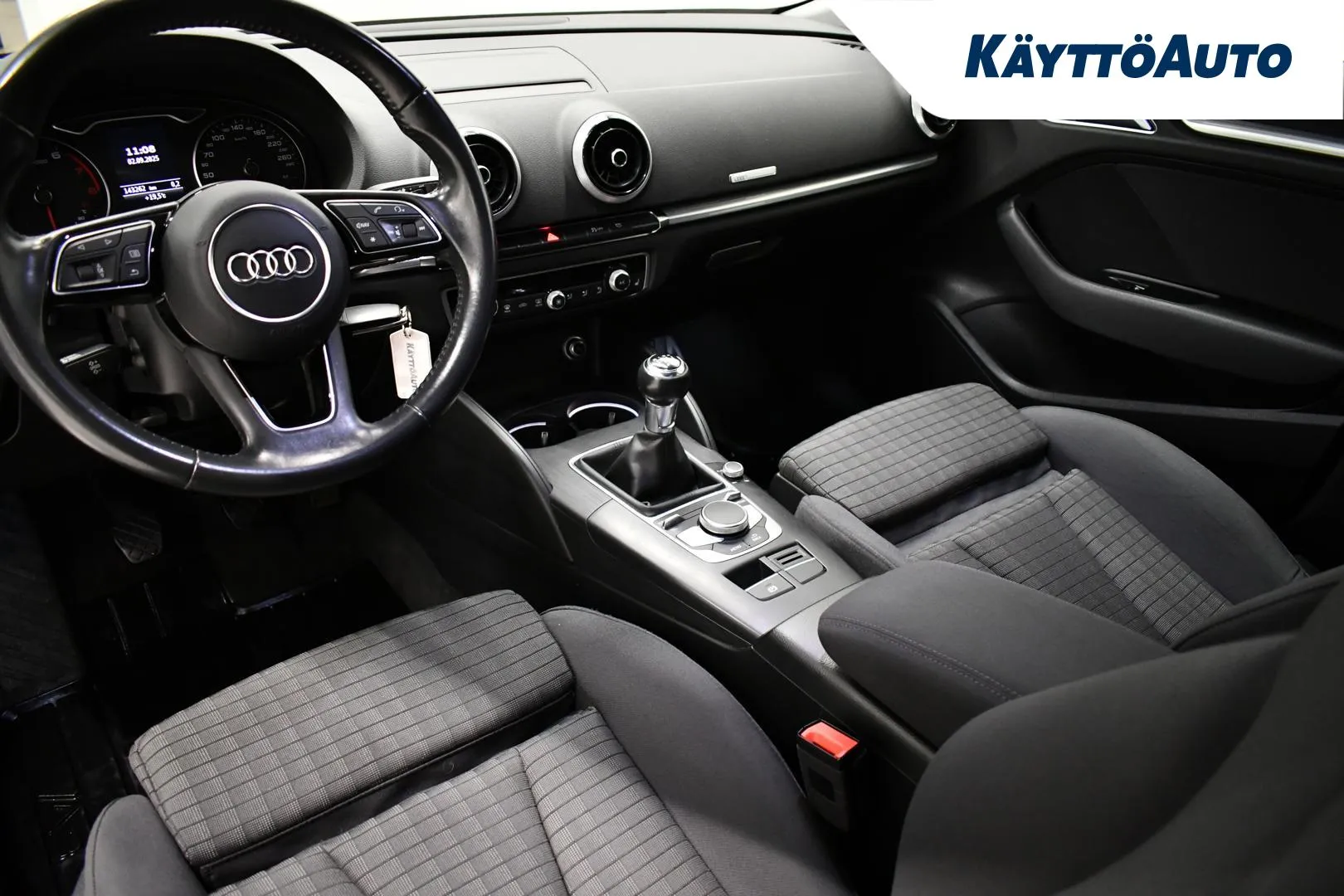 AUDI A3 XXE-574 carousel image