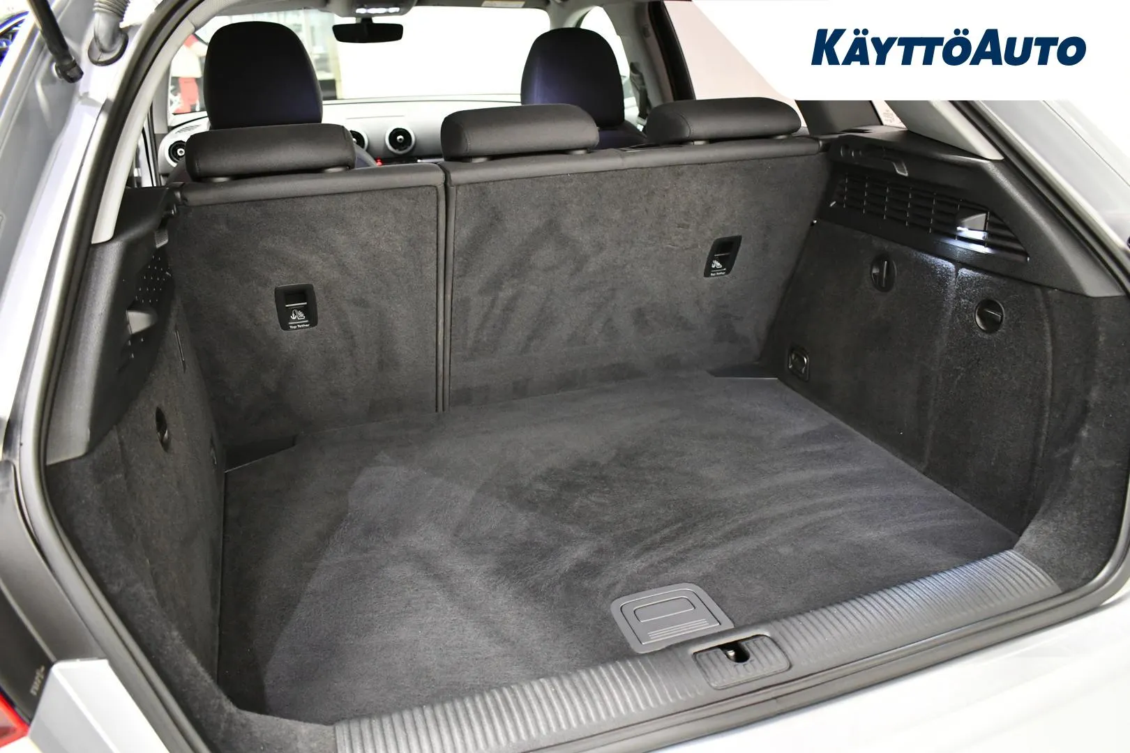 AUDI A3 XXE-574 carousel image