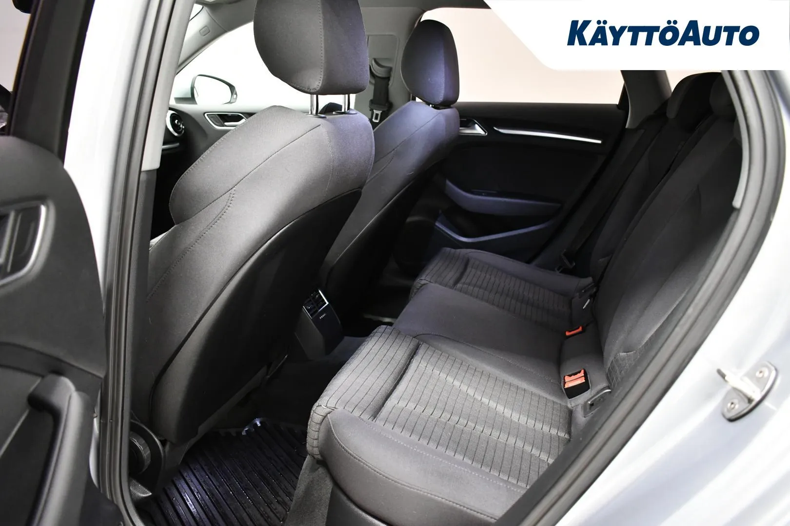 AUDI A3 XXE-574 carousel image