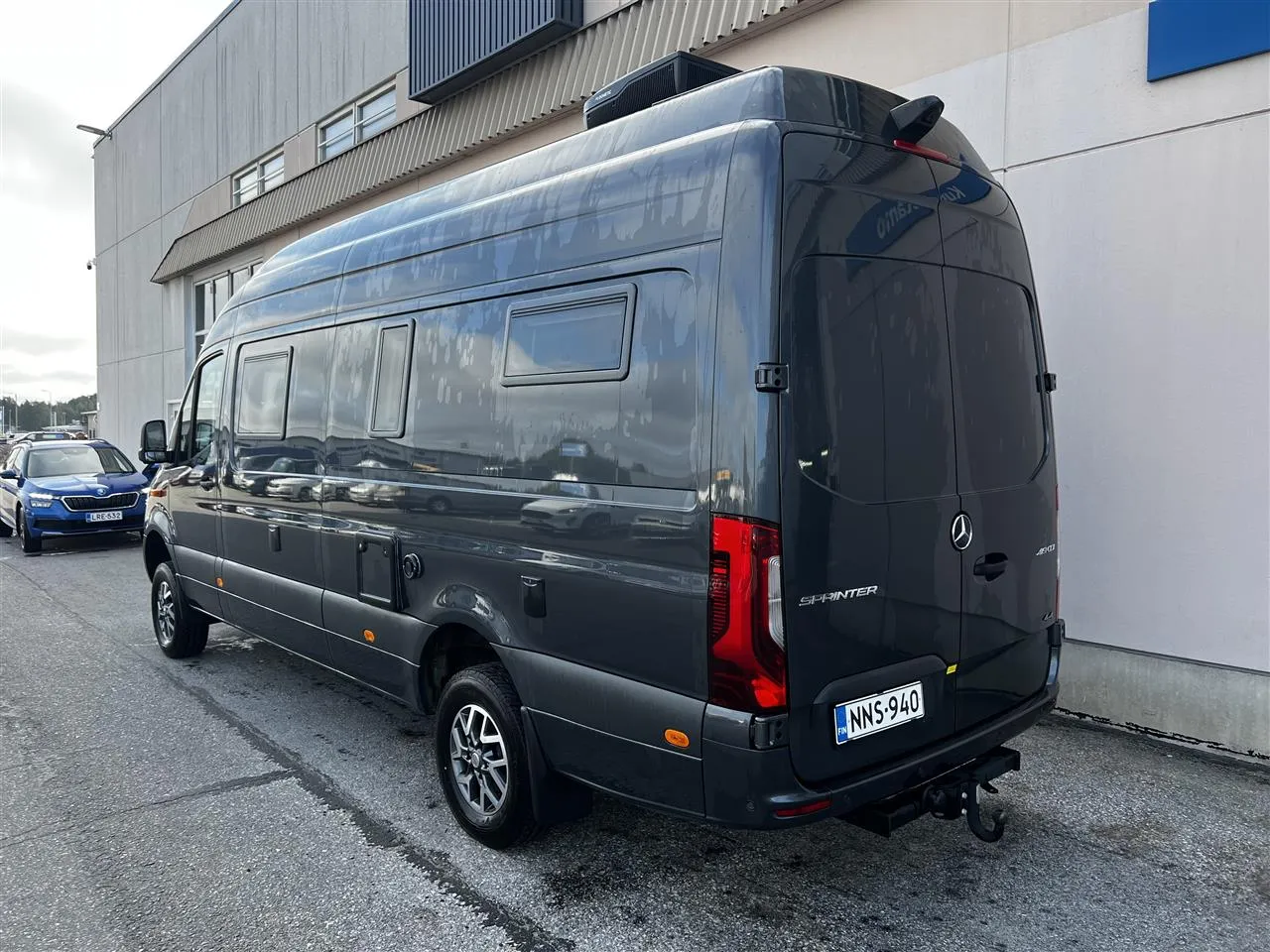 Kabe Van 690 LB Mercedes Benz NNS-940 carousel image