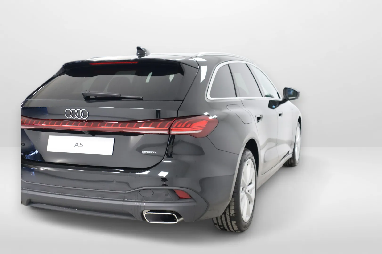 Audi A5 CSL-231 carousel image