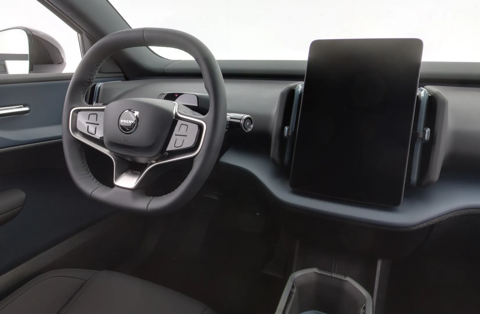 Volvo EX30 JNI-751 carousel image