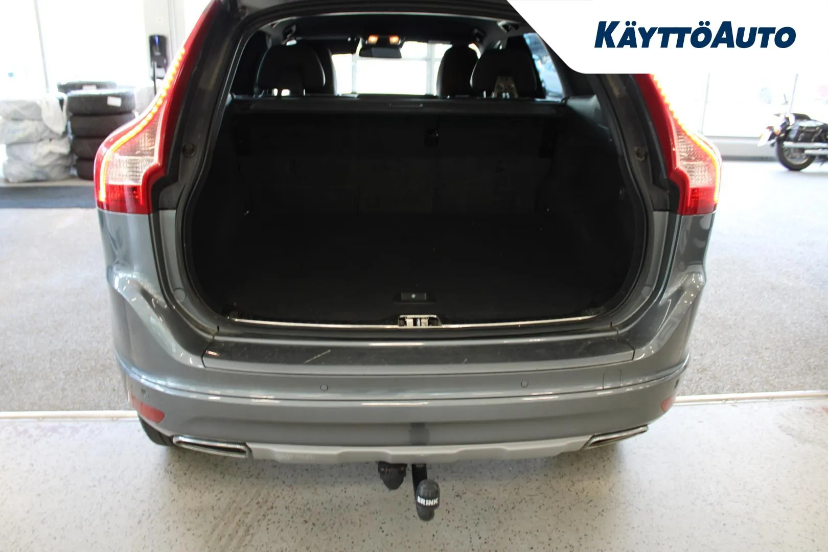 VOLVO XC60 FOG-759 carousel image