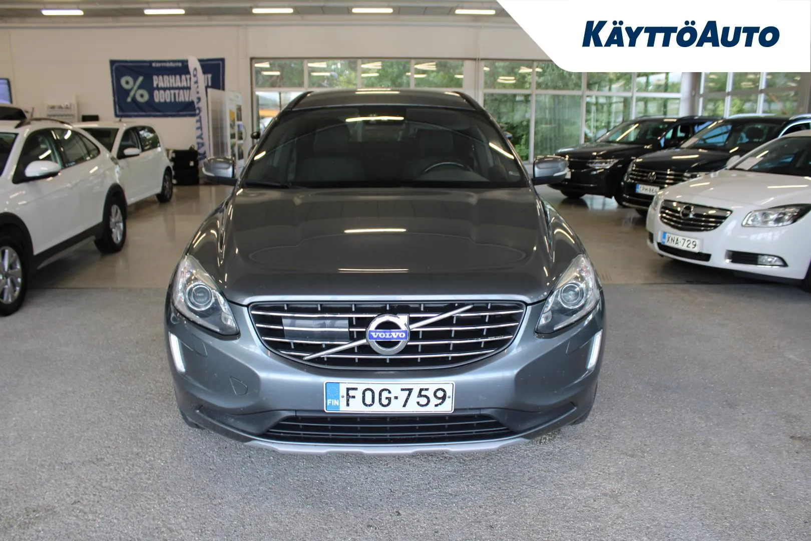 VOLVO XC60 FOG-759 carousel image