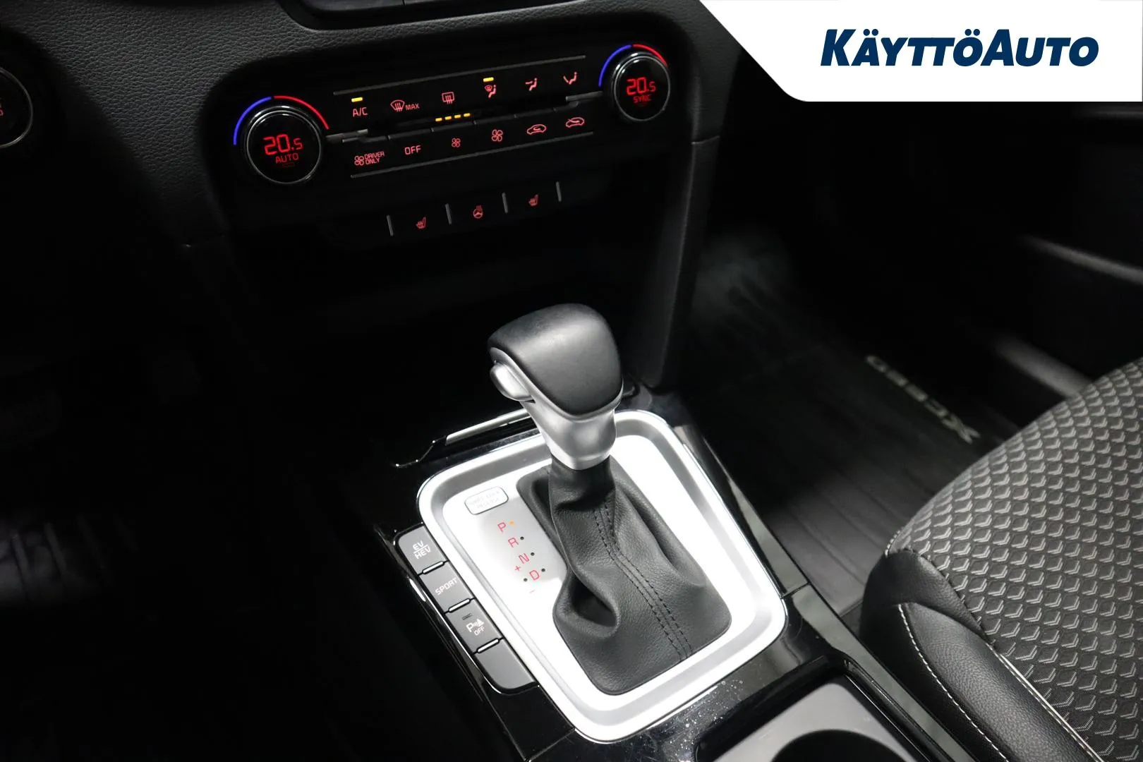 KIA XCeed EUA-630 carousel image