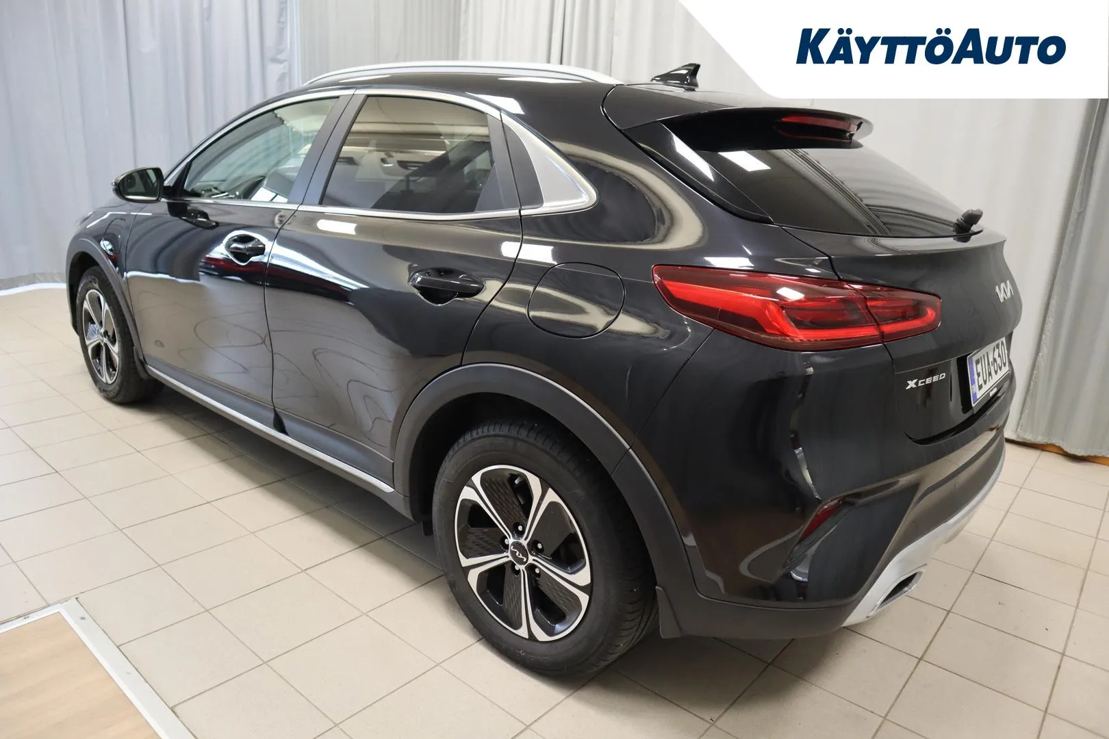 KIA XCeed EUA-630 carousel image