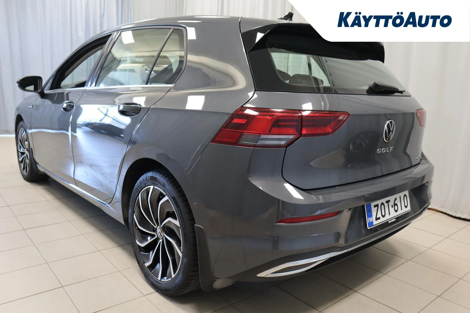 VOLKSWAGEN Golf ZOT-610 carousel image