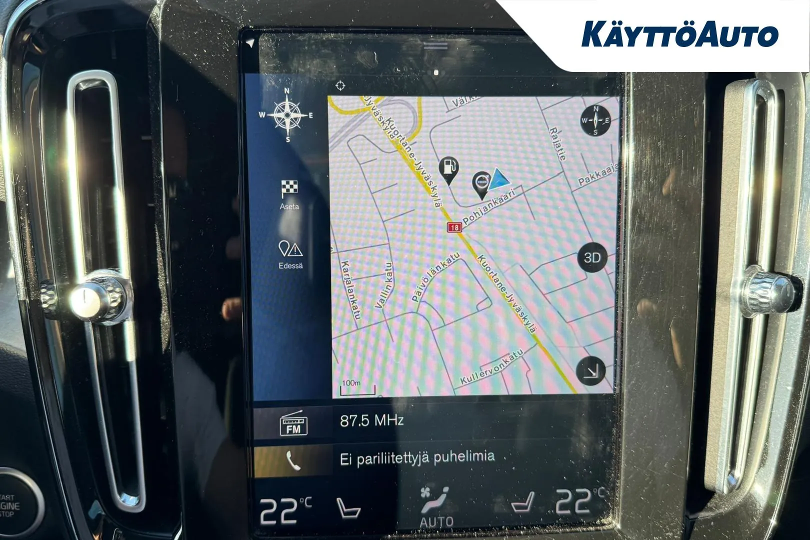 VOLVO XC40 RUK-428 carousel image