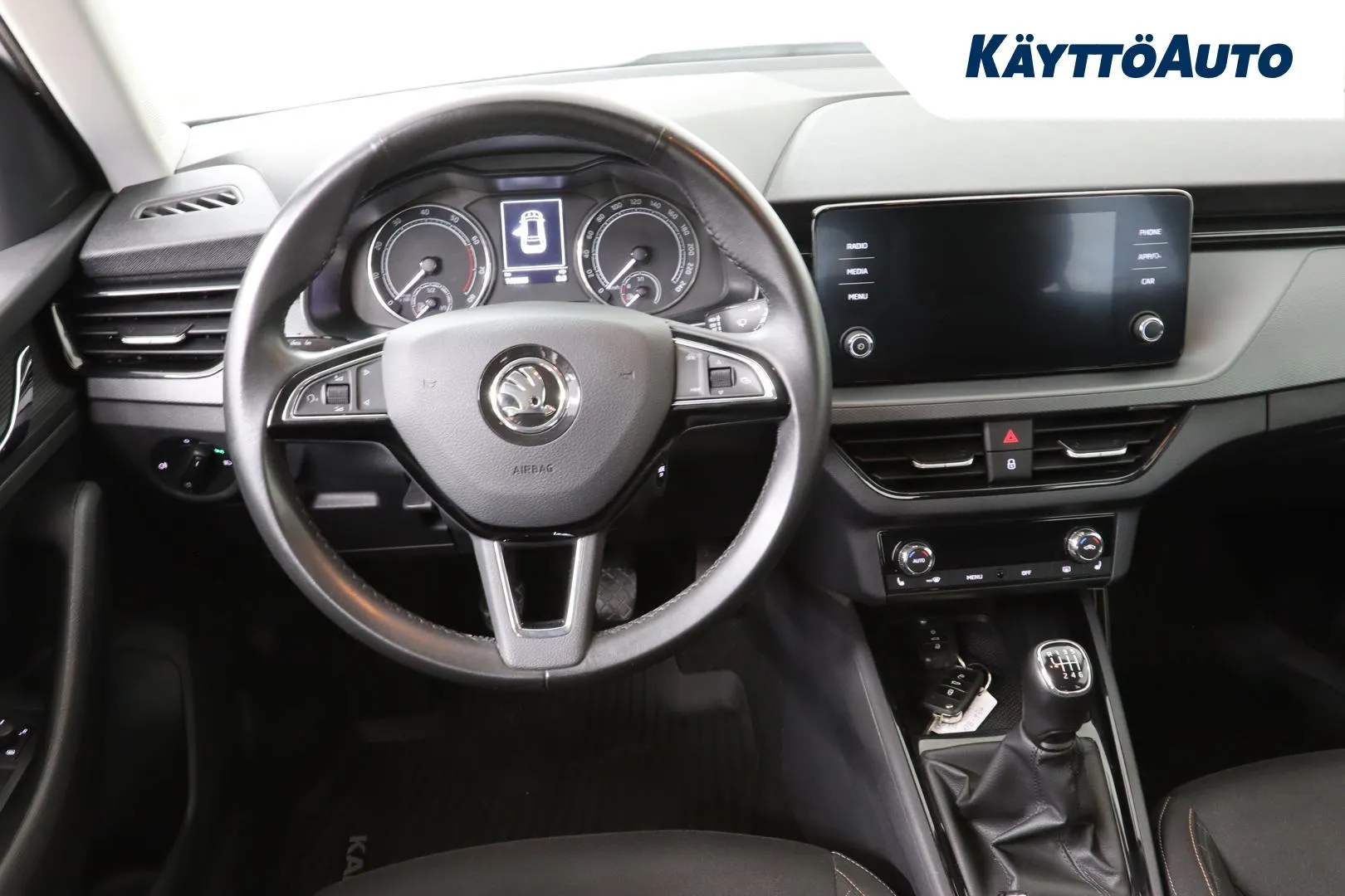 SKODA Kamiq XPB-454 carousel image