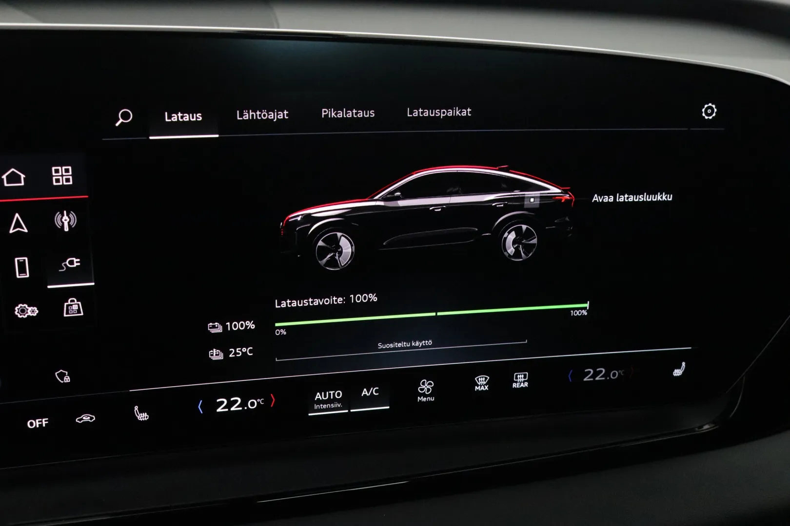 Audi Q6 e-tron YYF-215 carousel image