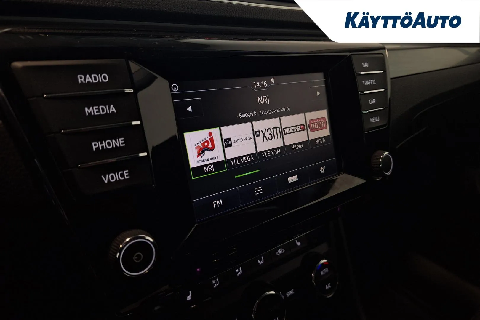 SKODA Superb BTL-607 carousel image