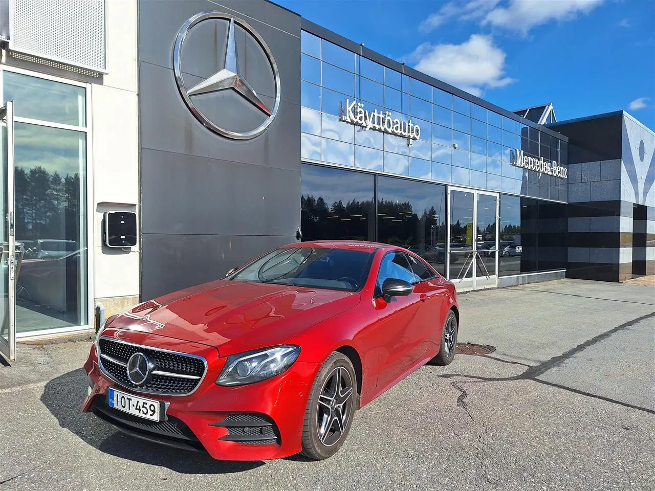 MERCEDES-BENZ E IOT-459 carousel image
