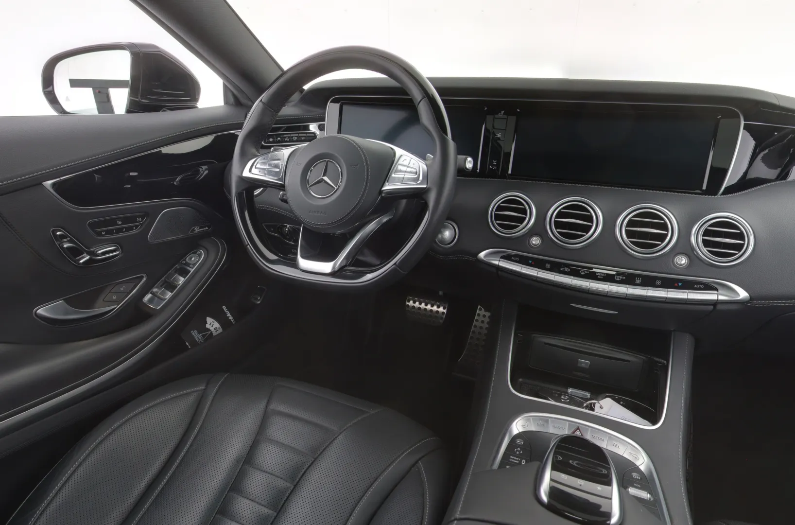 MERCEDES-BENZ S BBS-550 carousel image