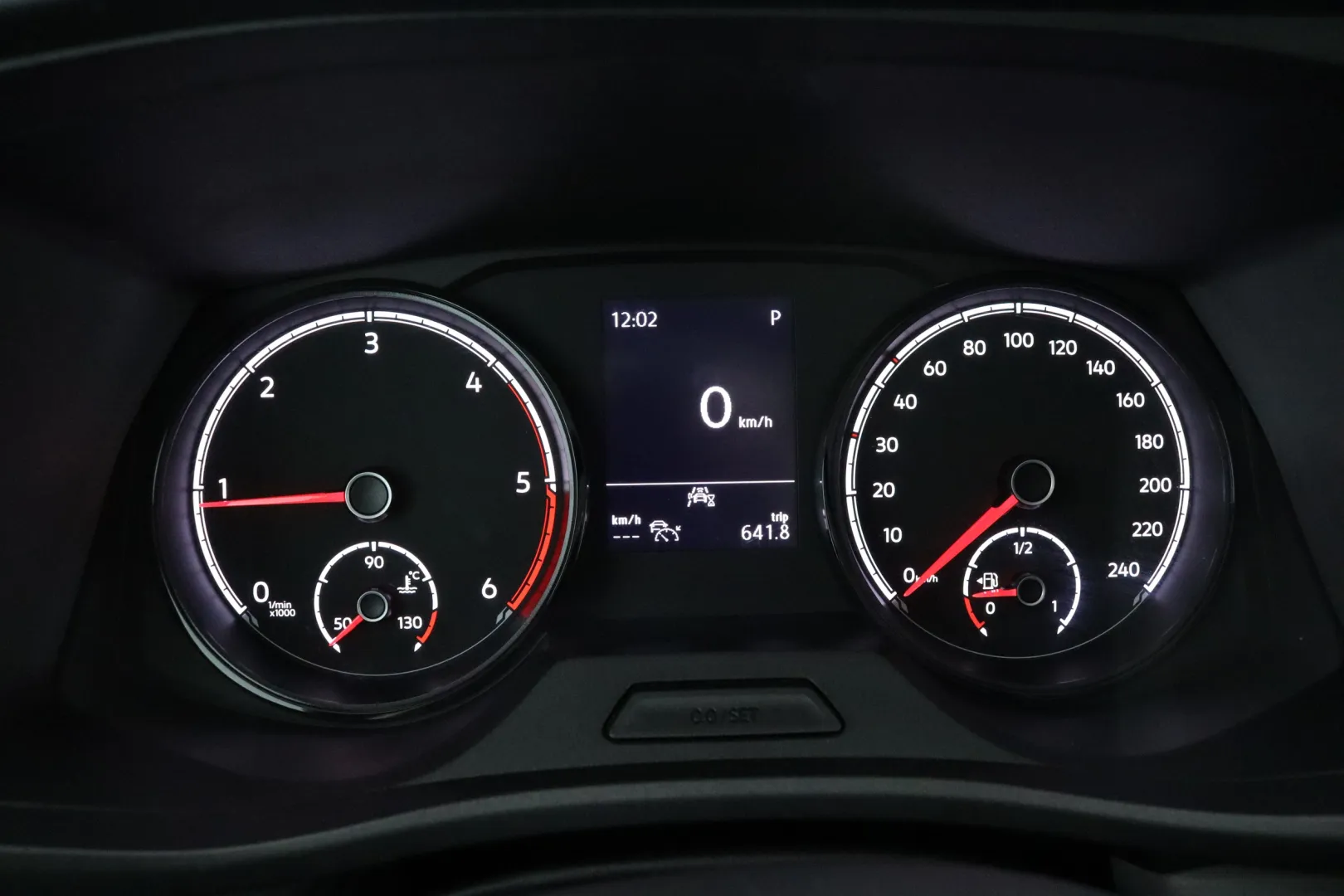 VOLKSWAGEN Transporter GPP-697 carousel image